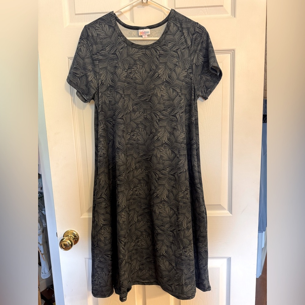 Navy Short Sleeve Dress with Leaf Print